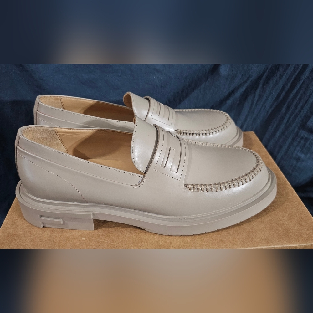 Fendi Frame Loafers F0Qd3-Tortora Mens US Size 8 UK 7 New No Box - Defects